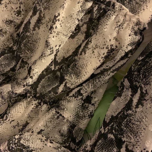 altard state long sleeve flowy shirt - Picture 6 of 6